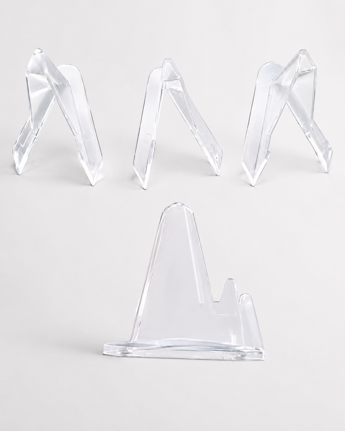 Soporte Acrílico Triangular para Cartas Coleccionables